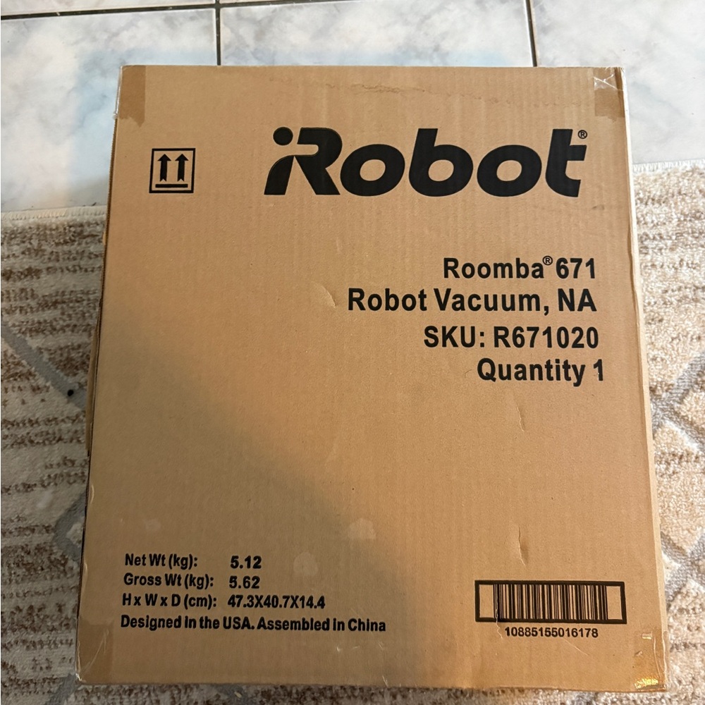 Never opened- iRobot Roomba 671 Robot Vacuum - Black